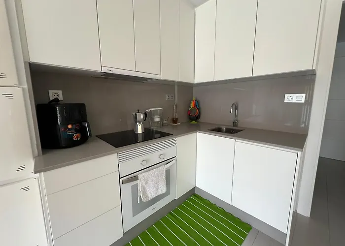 Luxury And New With Pool *