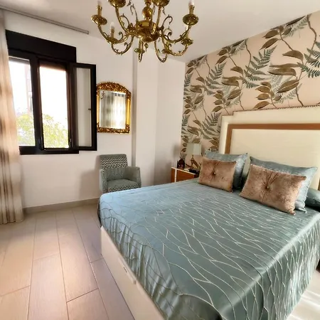 Luxury And New With Pool شقة